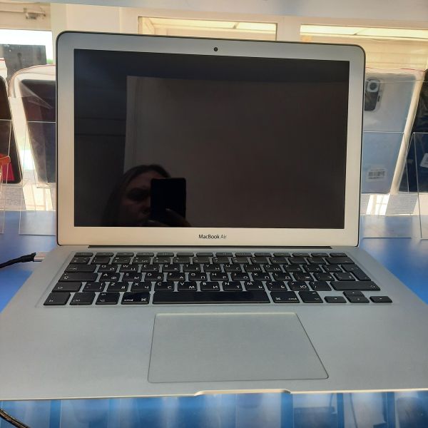 Купить Apple MacBook Air 13 Mid 2012 (A1466) (4/256GB) в Томск за 9500 руб.