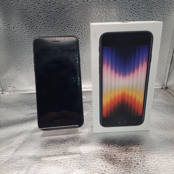 Купить Apple iPhone SE 3rd gen. 2022 64GB в Томск за 14200 руб.
