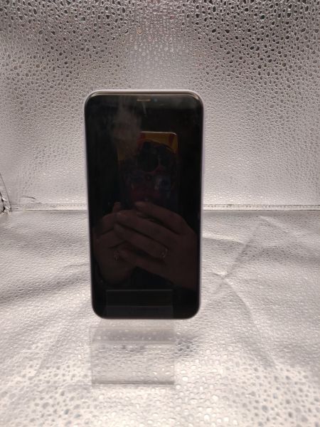 Купить Apple iPhone 11 128GB в Томск за 13800 руб.