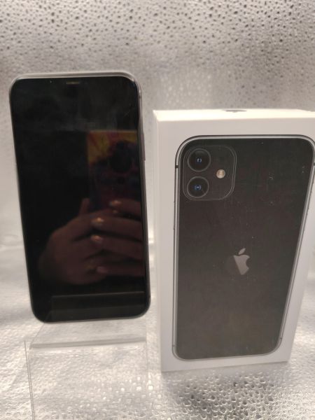 Купить Apple iPhone 11 64GB в Томск за 8700 руб.