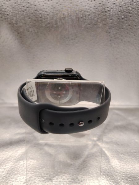 Купить Apple Watch Series 9 45mm (A2980) с СЗУ в Томск за 16700 руб.