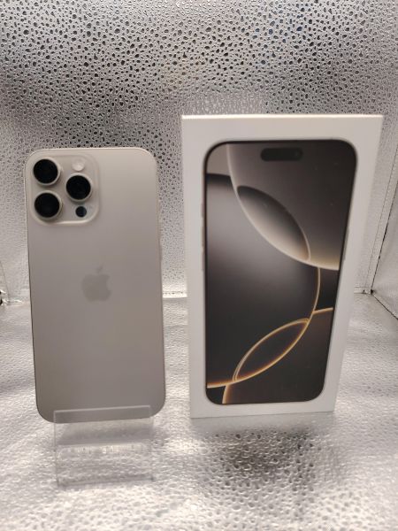 Купить Apple iPhone 16 Pro Max 256GB в Томск за 87200 руб.