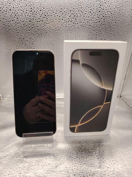 Купить Apple iPhone 16 Pro Max 256GB в Томск за 87200 руб.