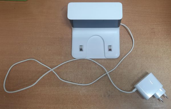 Купить Xiaomi Mi Robot Vacuum-Mop Essential (MJSTG1) с СЗУ в Томск за 2100 руб.