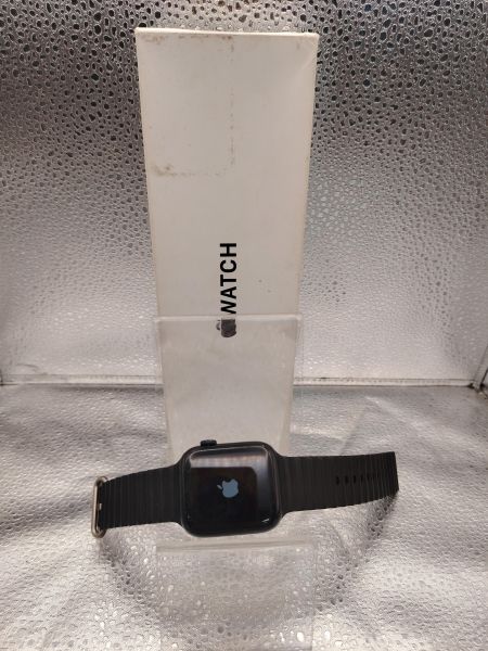 Купить Apple Watch SE 2 44mm (A2723) с СЗУ в Томск за 7500 руб.