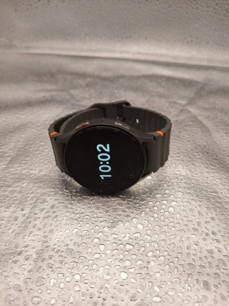 Купить Samsung Galaxy Watch 7 44mm (SM-L310) с СЗУ в Томск за 8800 руб.