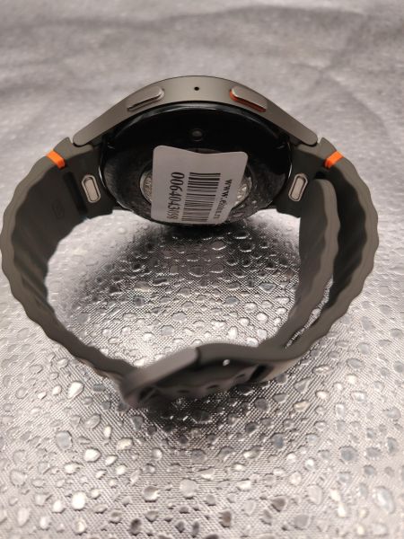 Купить Samsung Galaxy Watch 7 44mm (SM-L310) с СЗУ в Томск за 8800 руб.