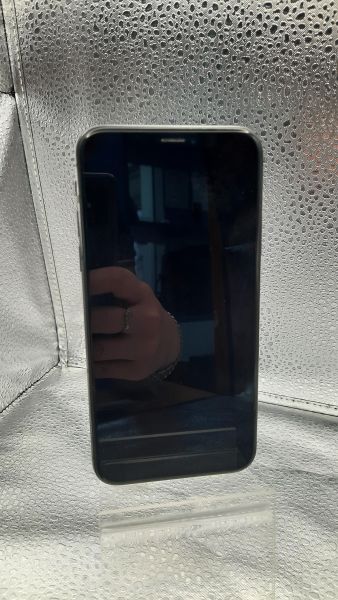Купить Apple iPhone X 64GB в Томск за 7800 руб.