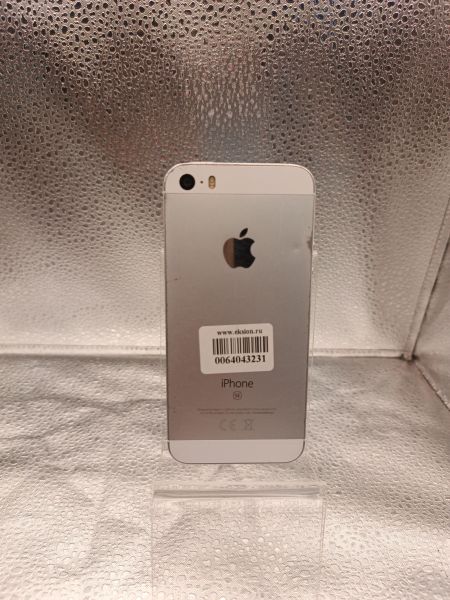 Купить Apple iPhone SE 1st gen. 2016 32GB в Томск за 1800 руб.