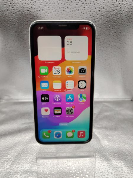 Купить Apple iPhone 11 64GB в Томск за 5500 руб.