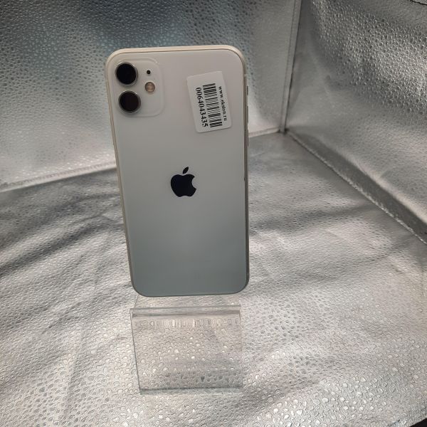 Купить Apple iPhone 11 64GB в Томск за 8100 руб.