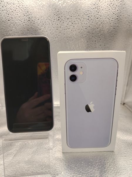 Купить Apple iPhone 11 64GB в Томск за 10700 руб.