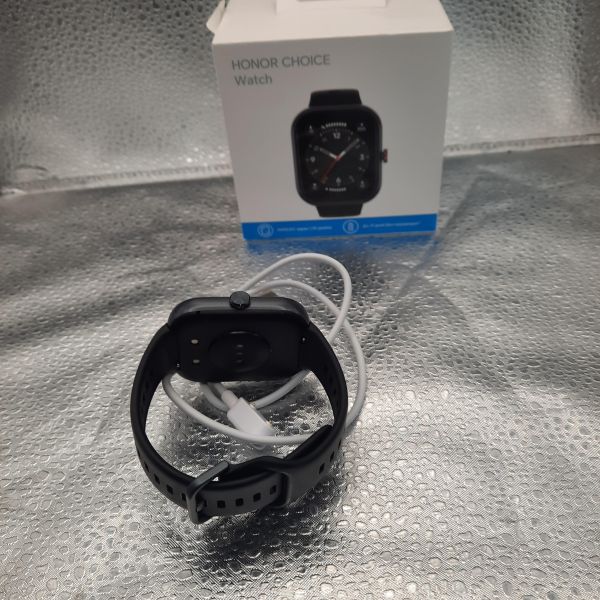 Купить Honor Choice Watch (BOT-WB01) с СЗУ в Томск за 1600 руб.