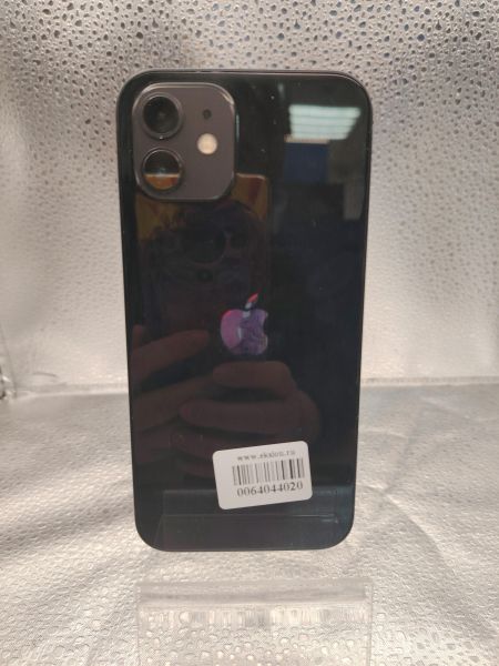 Купить Apple iPhone 12 64GB в Томск за 14200 руб.