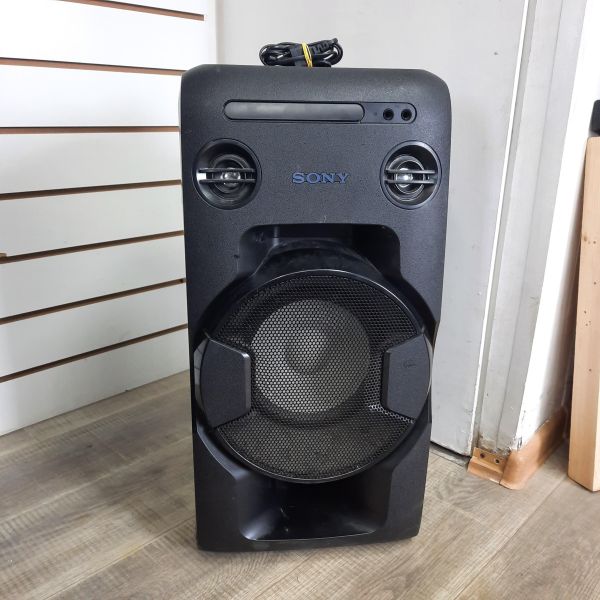 Купить Sony MHC-V11 в Томск за 8800 руб.