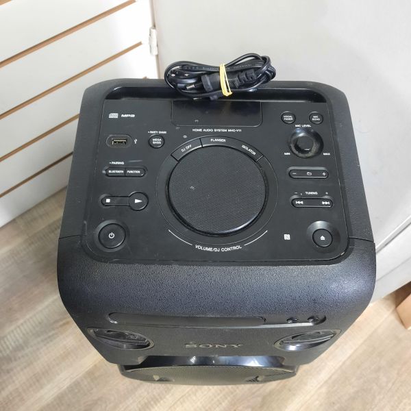 Купить Sony MHC-V11 в Томск за 8800 руб.