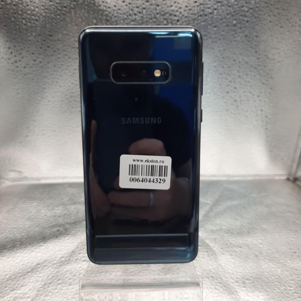 Купить Samsung Galaxy S10e 6/128GB (G970F) Duos в Томск за 4200 руб.