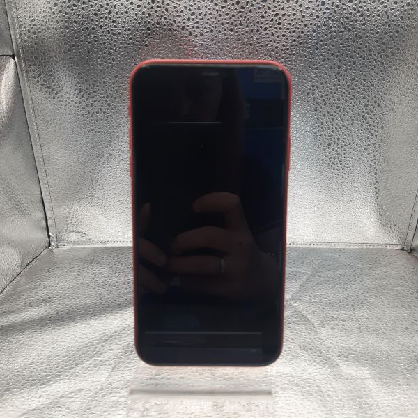 Купить Apple iPhone 11 64GB в Томск за 8300 руб.