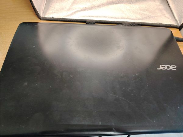 ноутбук Acer Aspire E1-522-12502G32Mnkk в Томск