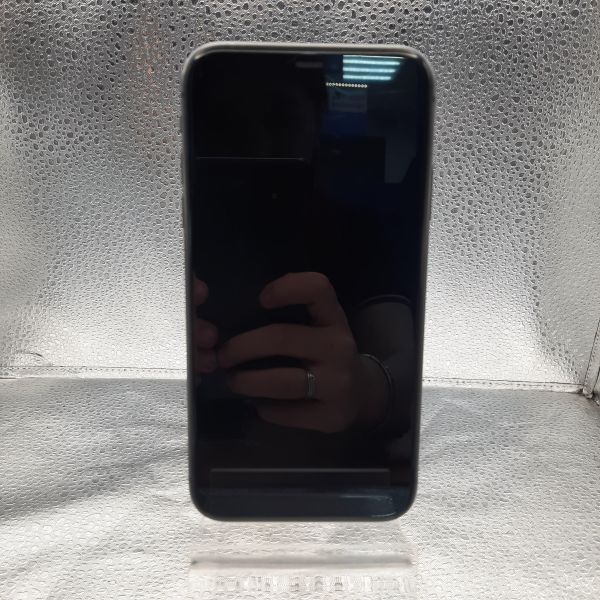 Купить Apple iPhone 11 64GB в Томск за 7000 руб.