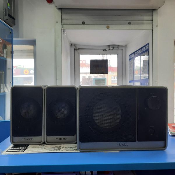 Купить Microlab M-600 2.1 в Томск за 1000 руб.