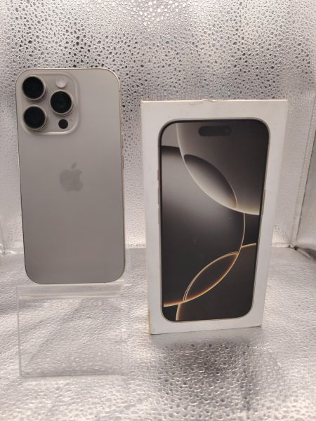 сотовый телефон Apple iPhone 16 Pro 256GB в Томск