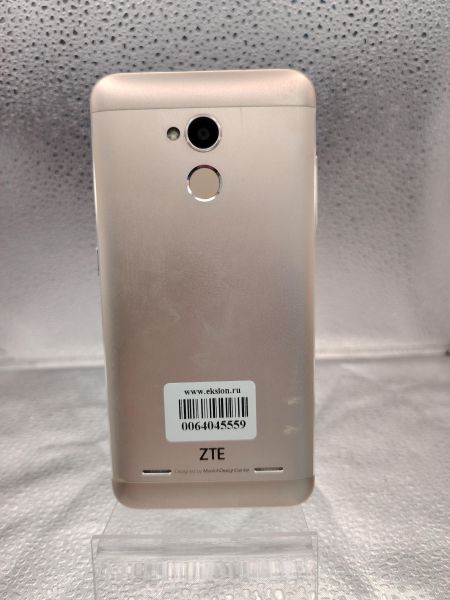сотовый телефон ZTE Blade V7 Lite (V0720) Duos в Томск