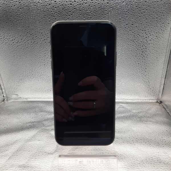 сотовый телефон Apple iPhone XR 128GB в Томск