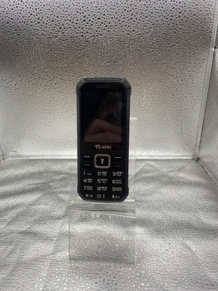 сотовый телефон OLMIO P30 три сим карты в Томск