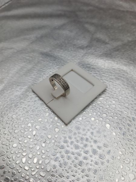серебряное кольцо Кольцо серебро 925 2,98g, вес изделия 3.49g, размер 17 в Томск