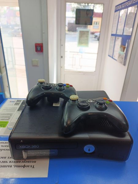 игровая приставка Microsoft Xbox 360 S 120GB (1439) в Томск