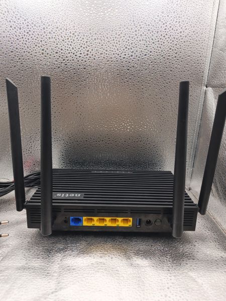 wi-fi-роутер и модем NETIS N6 (AX1800) в Томск