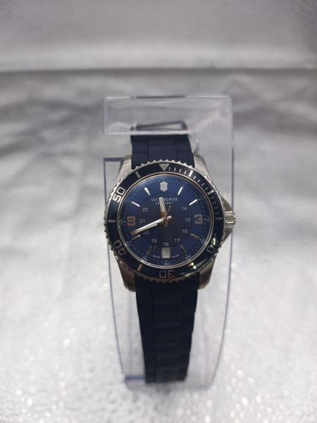наручные часы Victorinox 241610 в Томск