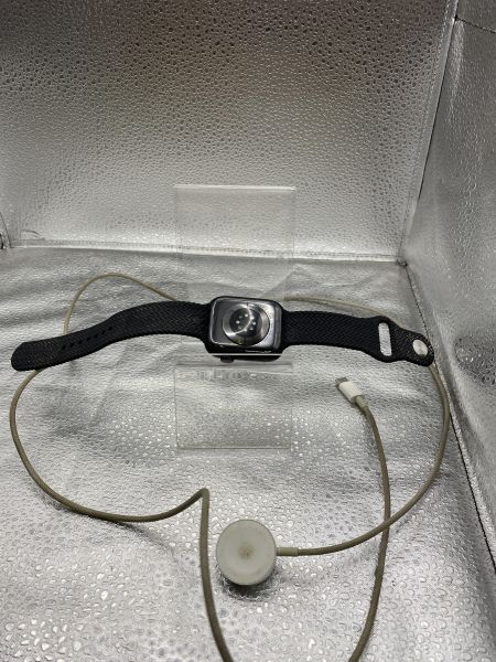 умные часы и браслеты Apple Watch Series 8 45mm (A2771) с СЗУ в Томск