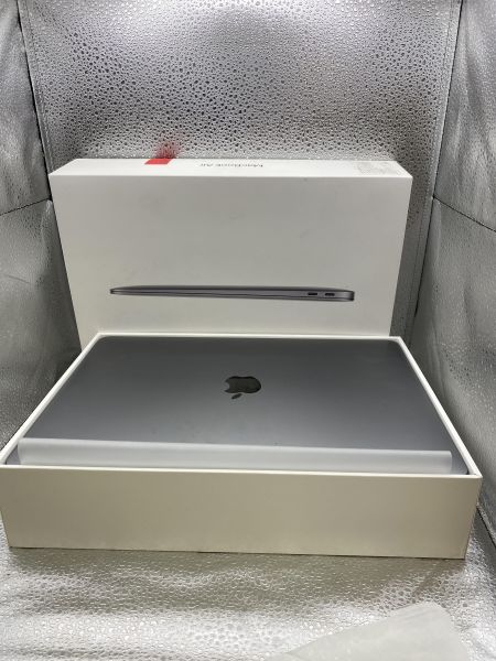 ноутбук Apple MacBook Air 13 2020 8/256GB (A2337) в Томск