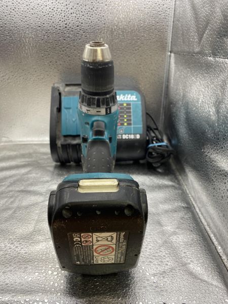 шуруповёрт аккумуляторный Makita DDF453 с СЗУ в Томск