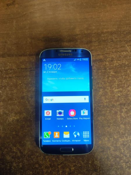 Купить Samsung Galaxy S4 (i9500) в Иркутск за 199 руб.