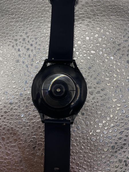 Купить Samsung Galaxy Watch 4 44 mm (SM-R870/N) с СЗУ в Томск за 3300 руб.