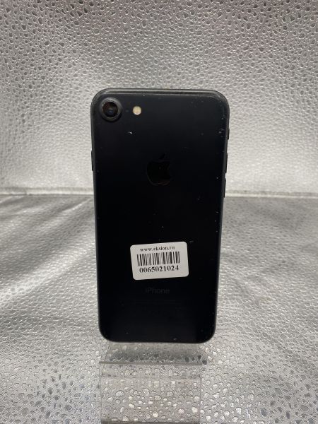 Купить Apple iPhone 7 32GB в Томск за 3699 руб.