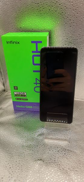 Купить Infinix Hot 40 8/128GB (X6836) Duos в Томск за 8499 руб.