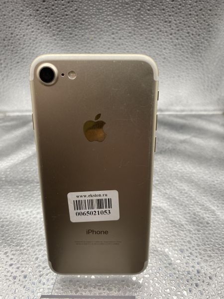 Купить Apple iPhone 7 32GB в Томск за 2799 руб.