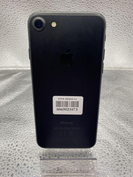 Купить Apple iPhone 7 32GB в Томск за 3999 руб.