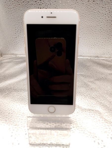 Купить Apple iPhone 7 32GB в Томск за 4199 руб.