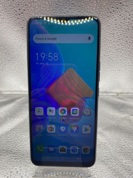 Купить TECNO Spark 8C (KG5n) Duos в Томск за 3699 руб.