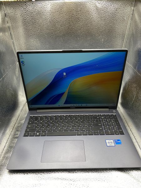 Купить Huawei MateBook D 16 (MCLG-X) (SSD 512 GB) в Томск за 37849 руб.