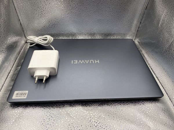 Купить Huawei MateBook D 16 (MCLG-X) (SSD 512 GB) в Томск за 37849 руб.