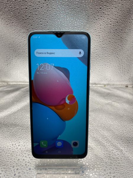 Купить TECNO Spark Go 2023 3/64GB (BF7n) Duos в Томск за 3499 руб.