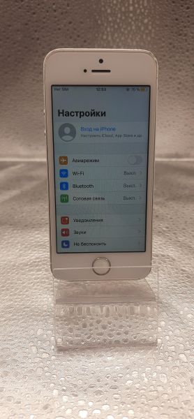 Купить Apple iPhone SE 1st gen. 2016 32GB в Томск за 1700 руб.