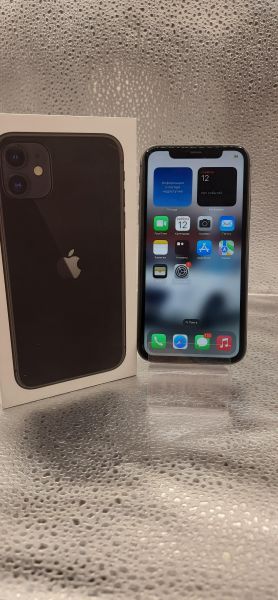 Купить Apple iPhone 11 64GB в Томск за 14600 руб.