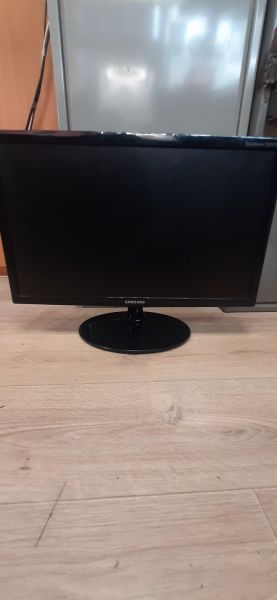 Купить Samsung S22B300N в Томск за 2100 руб.